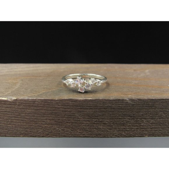 Size 6 Sterling Silver Clear Cluster Cubic Zirconia Gem Band Ring - Picture 1 of 7